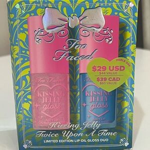 Too Faced Kissing Jelly Duo Lip Oil Gloss Set